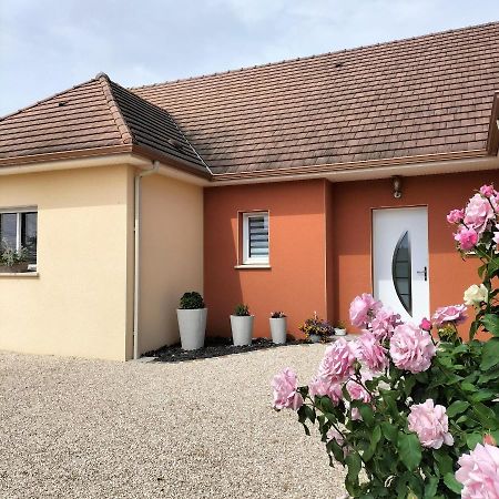 Chez Nadine Bed & Breakfast Valframbert Екстериор снимка