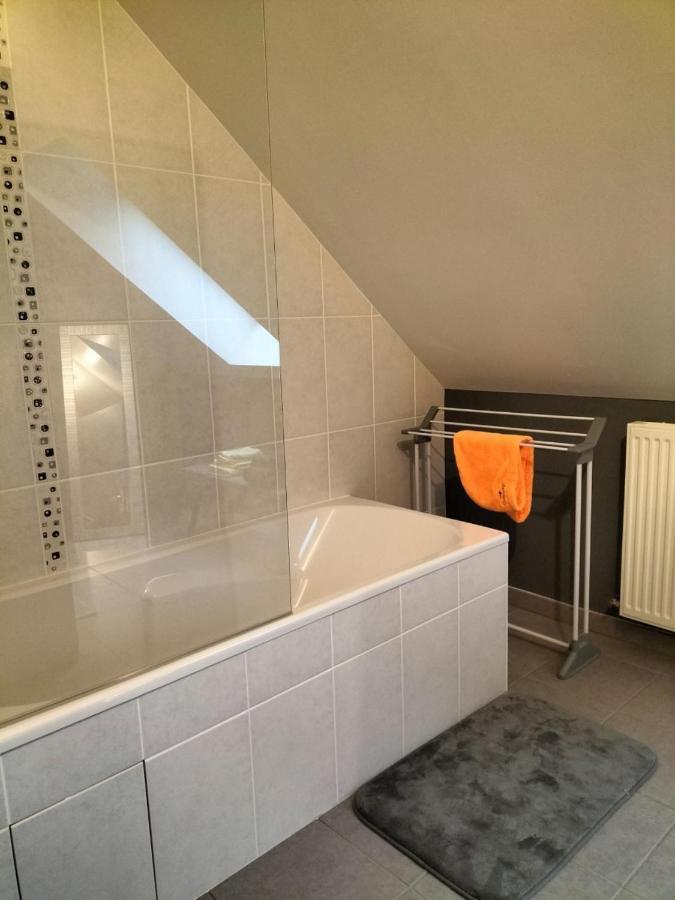 Chez Nadine Bed & Breakfast Valframbert Екстериор снимка